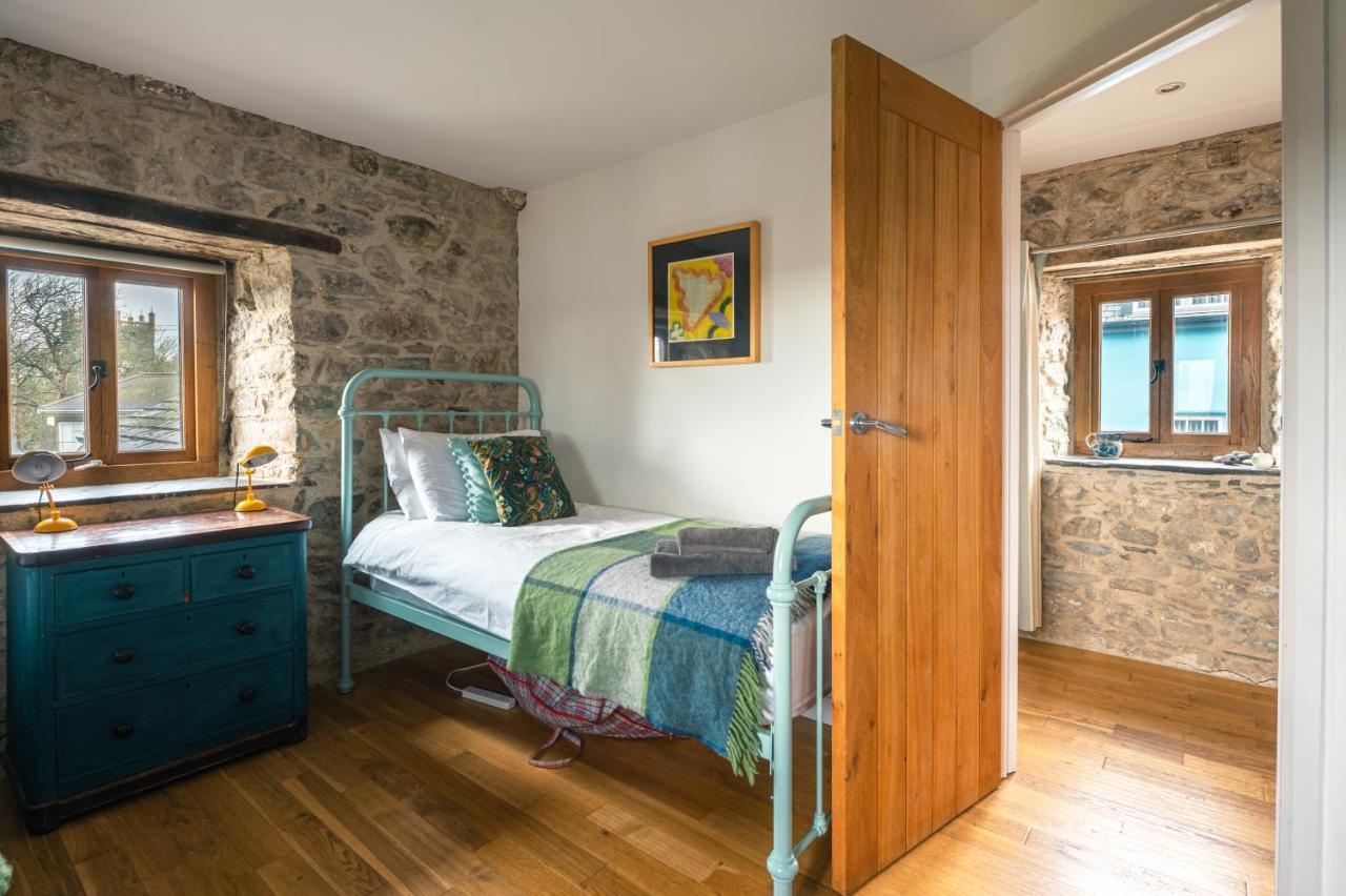 Stunning Converted Granary In Heart Of St Davids Dış mekan fotoğraf